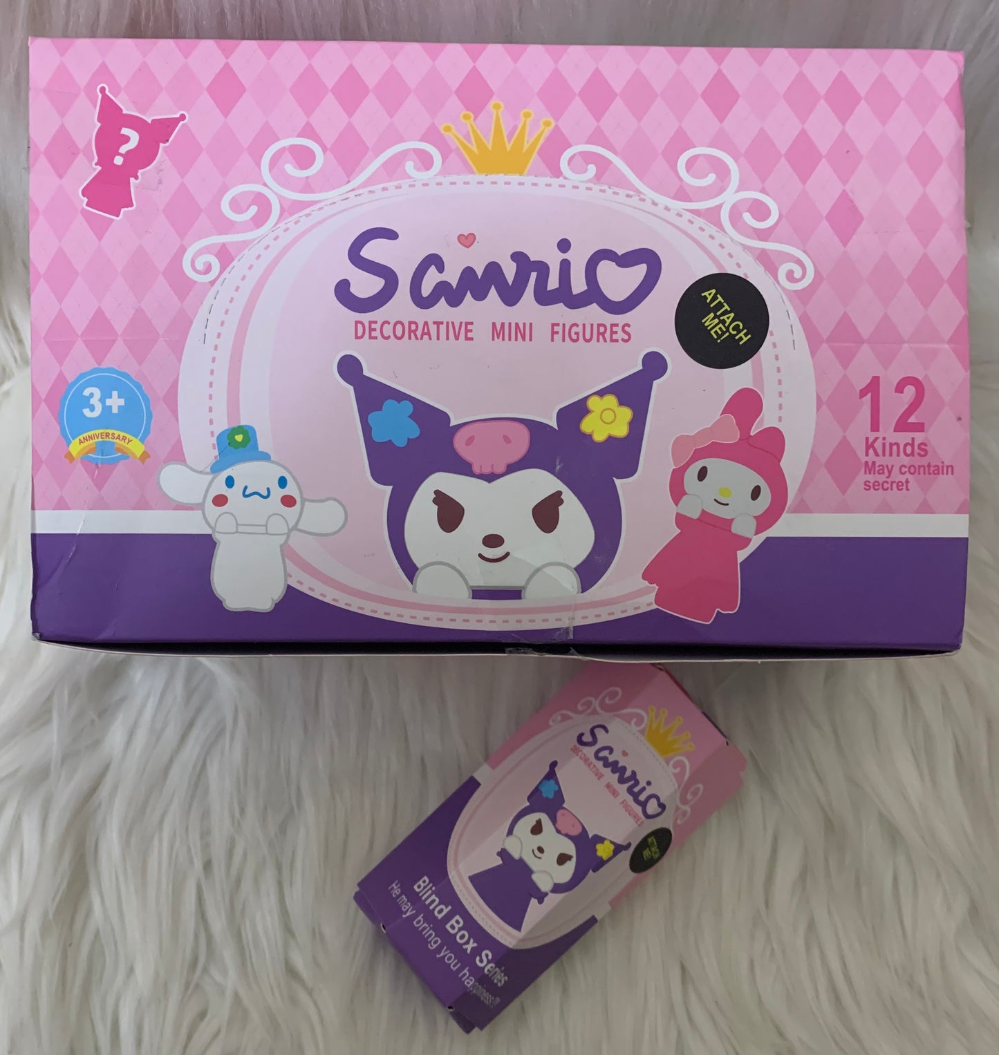 Decorative mini figures