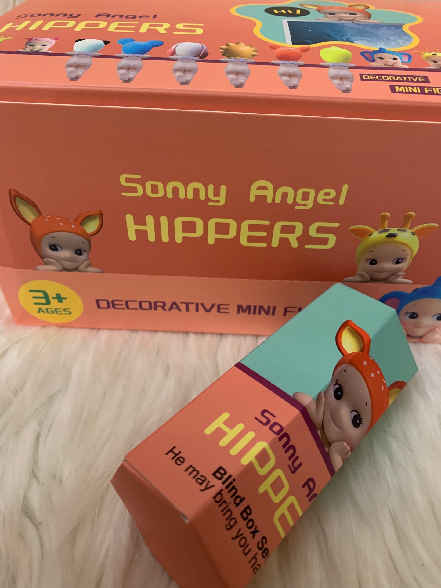 Decorative mini figures
