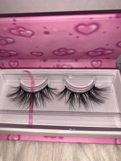 Glamor Cosmetics X Guera's Glam Bundle