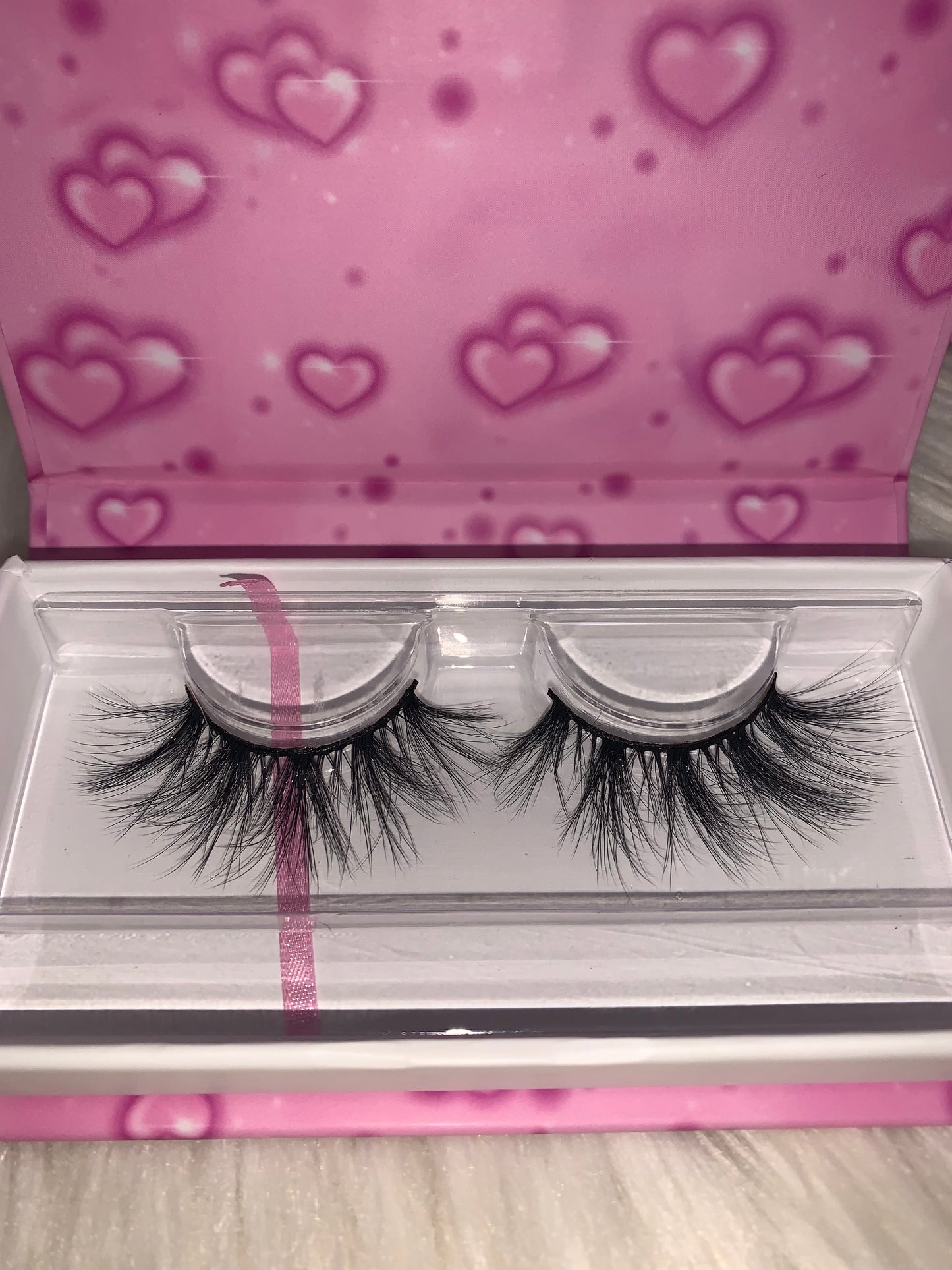Glamor Cosmetics X Guera's Glam - La Diva Eyelashes