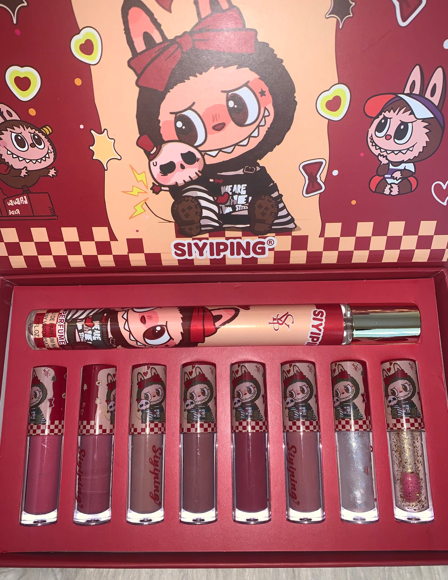 Lipgloss and Perfume Set