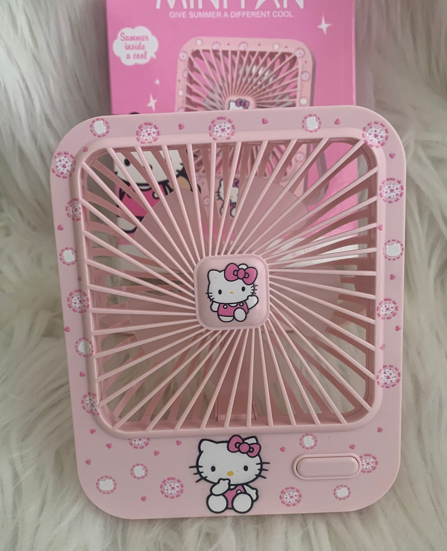 HK square mini fan